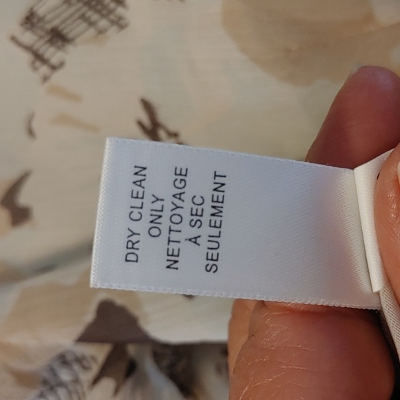 💜NWT WOMEN'S SILK V-NECK BLOUSE - Picture 10 of 11